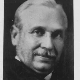 Portrait of Simos Menardos