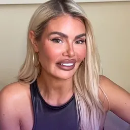 Portrait of Chloe Sims