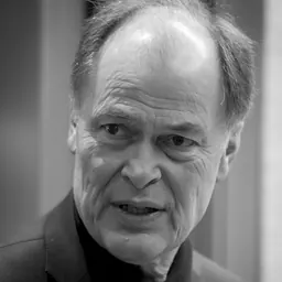Portrait of Tom Remlov