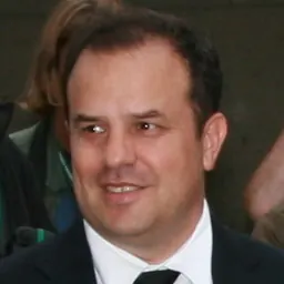 Portrait of Rod Lurie