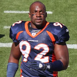 Portrait of Elvis Dumervil