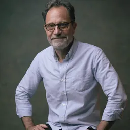 Portrait of Ira Deutchman