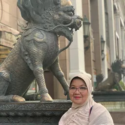 Portrait of Riri Fitri Sari