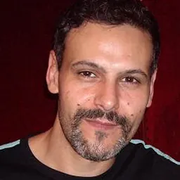 Portrait of Roberto Enríquez