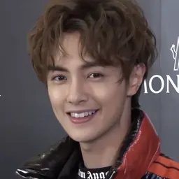 Portrait of Darren Chen