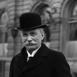 Portrait of Maurice Houtart