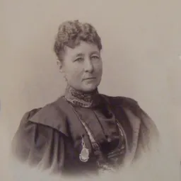 Portrait of Emily Quihampton