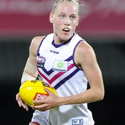 Portrait of Stephanie Cain