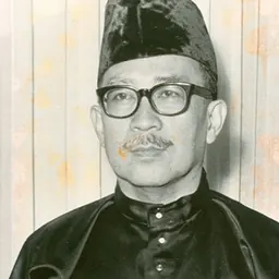 Portrait of Idrus Nasir Djajadiningrat