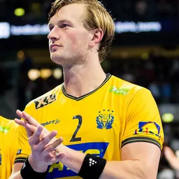 Portrait of Jonathan Carlsbogård
