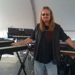 Portrait of Erik Norlander