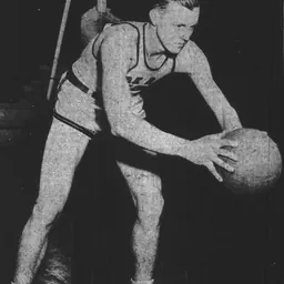 Portrait of Tom Wukovits