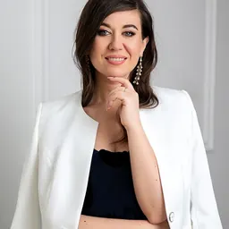 Portrait of Yuliia Ovchynnykova