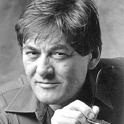 Portrait of Dan Reisinger