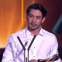 Portrait of Reza Rahadian