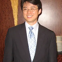 Portrait of Sam Yoon