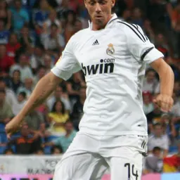 Portrait of Guti