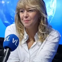 Portrait of Enora Malagré