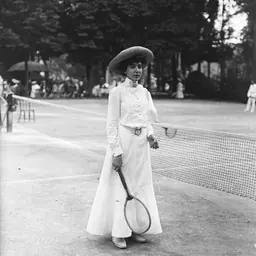 Portrait of Kate Gillou