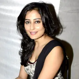 Portrait of Nidhi Subbaiah