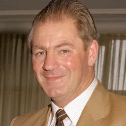 Portrait of Gordon Scholes