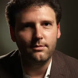 Portrait of Chris Grant