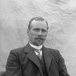 Portrait of Sverre Hassel