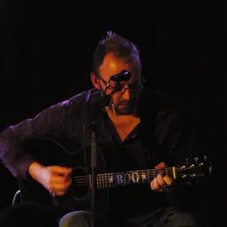 Portrait of Boo Hewerdine