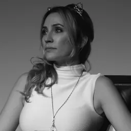 Portrait of Jessica Harmon