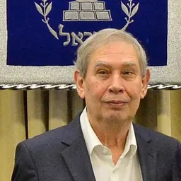 Portrait of Tamir Pardo