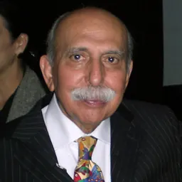 Portrait of Oscar ñayes
