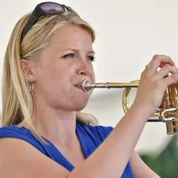 Portrait of Bria Skonberg