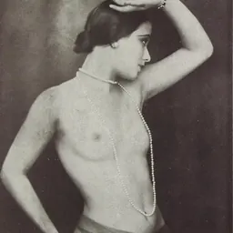 Portrait of Lea Niako