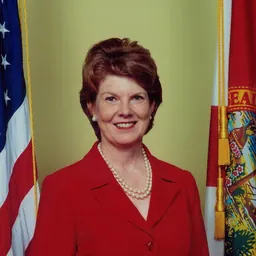 Portrait of Glenda Hood