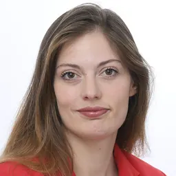 Portrait of Emma Rafowicz