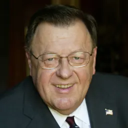 Portrait of Ernie Konnyu