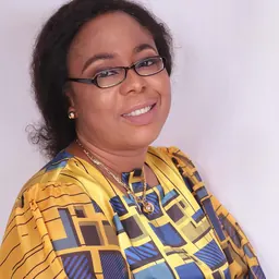 Portrait of Linda Obenewaa Akweley Ocloo