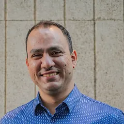 Portrait of Faisal Saeed Al Mutar