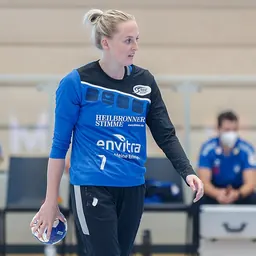 Portrait of Lynn Knippenborg