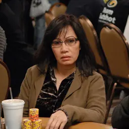 Portrait of Mimi Tran
