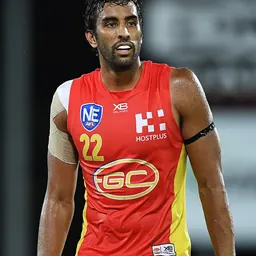 Portrait of Tom Nicholls