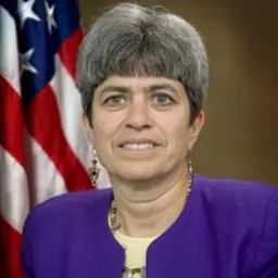 Portrait of Karen L. Loeffler