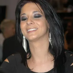Portrait of Tera Wray