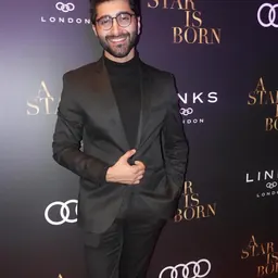Portrait of Suhail Nayyar