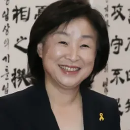 Portrait of Sim Sang-jung