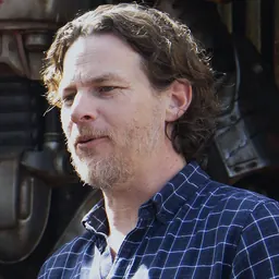 Portrait of Jonathan Nolan