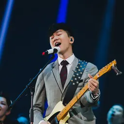 Portrait of JJ Lin