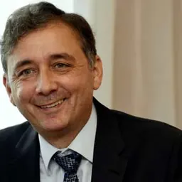Portrait of Gilles Pécout