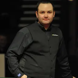 Portrait of Stephen Maguire