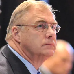 Portrait of Wayne Mapp